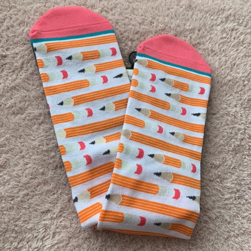 Woven Pear’s “Stay Sharp” socks in White, Grey, Pink, Black, Tan, and Orange - Picture 3 of 3